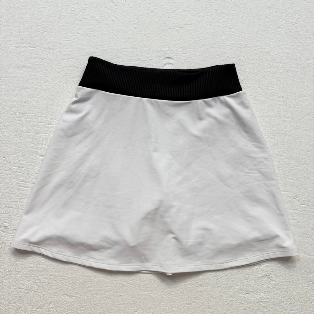 Carbon38 Tennis Skirt in White & Black Built In Shorts, Size Small - Picture 5 of 6